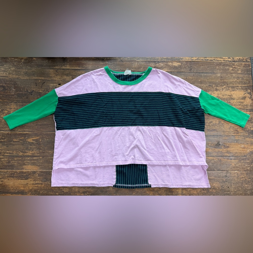 (Fantastic Fawn) oversized jersey - Women’s M